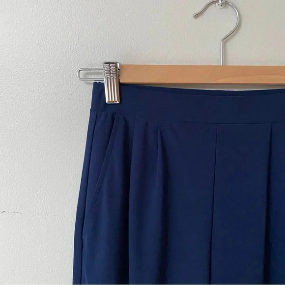 Leith Navy High Rise Cropped Pants XXS Pull On Pleated Front Workwear Chic - Picture 3 of 9